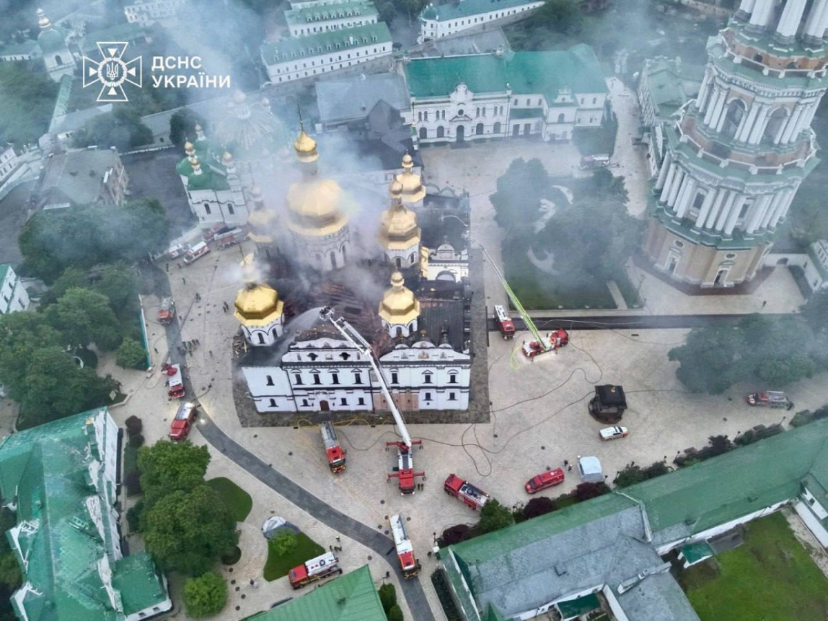 Києво-Печерська лавра, Мистецький арсенал та кіностудія Довженка: культурні об'єкти, постраждалі від російських ударів у ніч на 15 червня.5