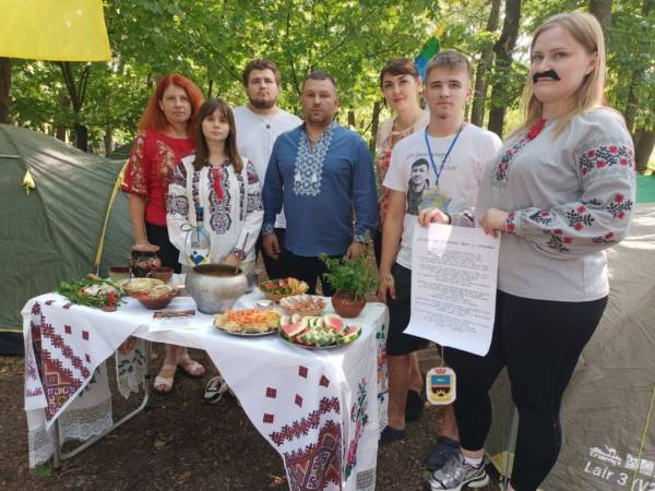 «За сезон слід з’їсти 12 порцій козацького борщу» 12