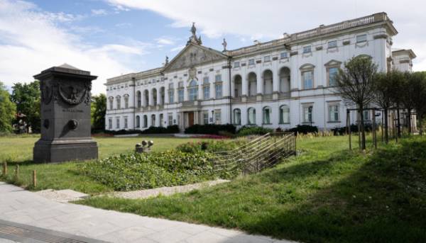 У Варшаві в межах URC2026 провели конференцію «Музеї мають голос» 10