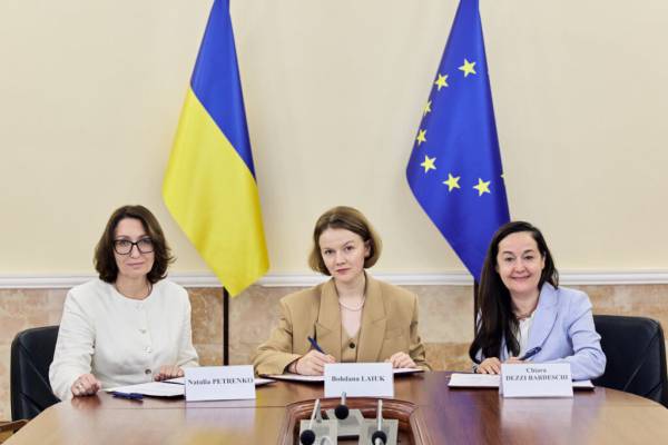 ЮНЕСКО допоможе Харківській бібліотеці Короленка відновити пошкоджені атаками РФ будівлі 9 ЮНЕСКО допоможе Харківській бібліотеці Короленка відновити пошкоджені атаками РФ будівлі 9