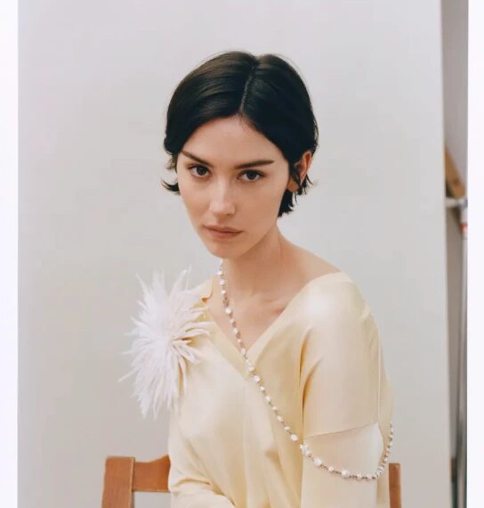 Головна 159 Грейсі Абрамс – нова муза Chanel, яка тепер представляє аромат…