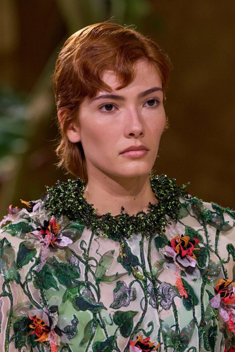 Найкращі образи для краси на Тижні високої моди осінь-зима 2026/2027 8 Найкращі образи для краси на Тижні високої моди осінь-зима 2026/2027 8