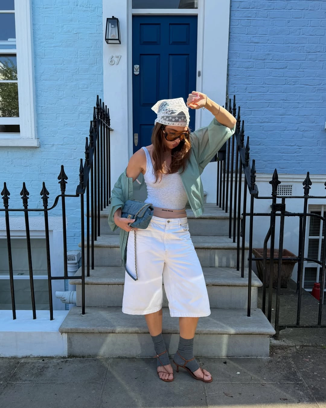 Instagram @whatgigiwears2