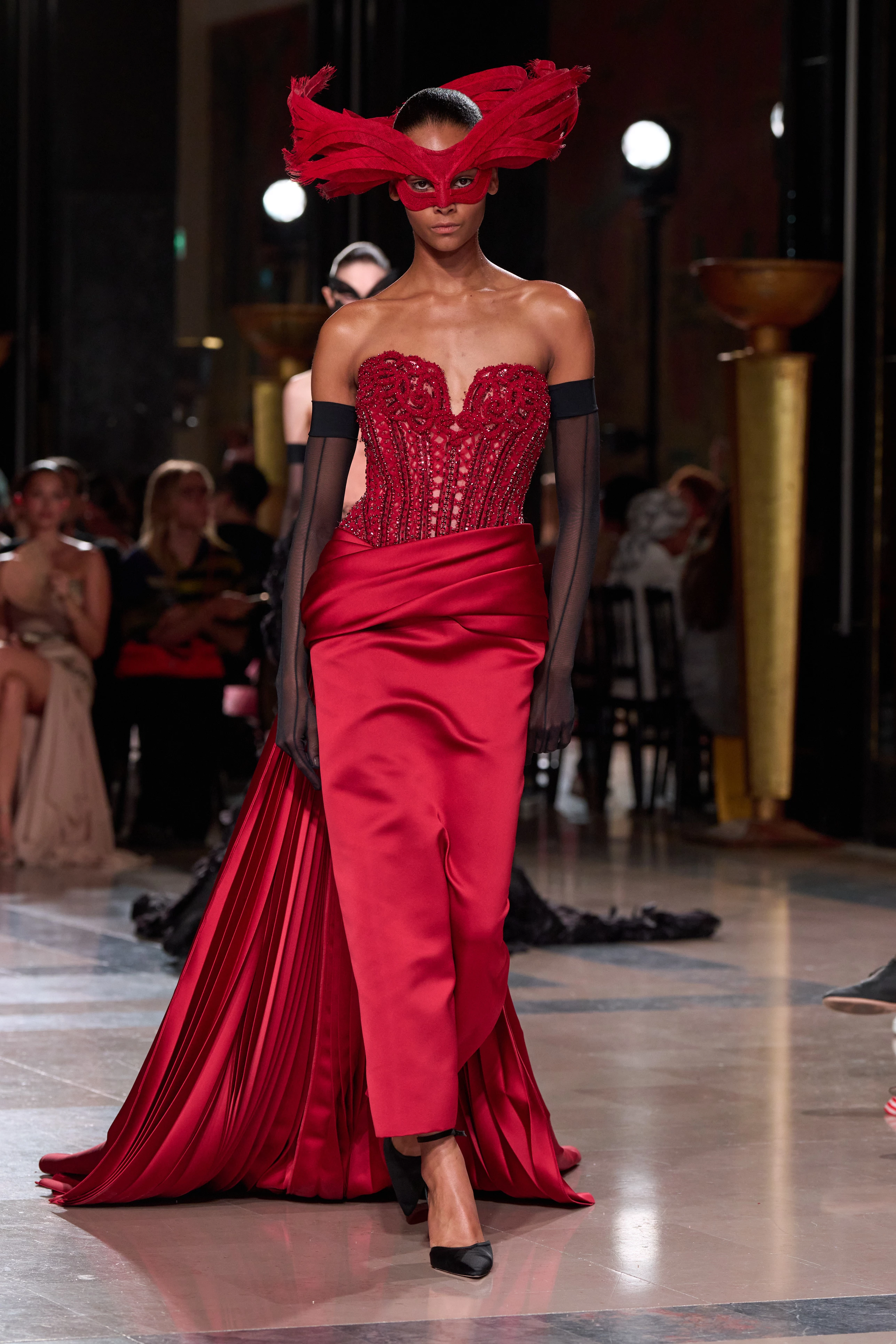 Елі Сааб Couture: осінньо-зимова колекція 2026/278