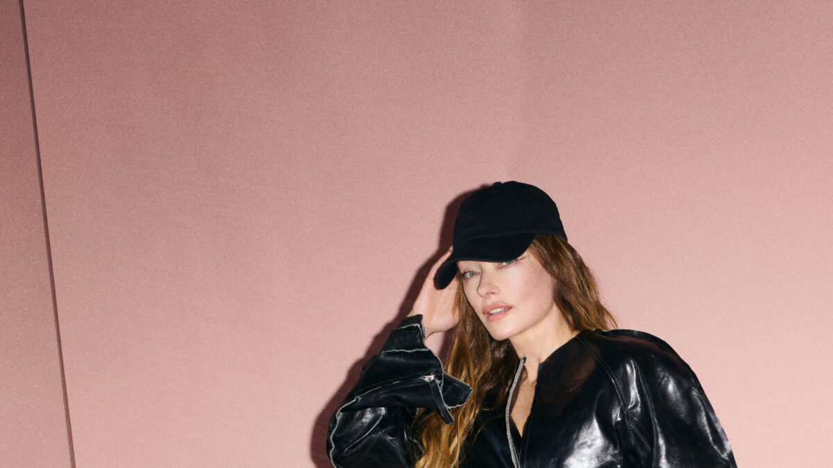 H&M HOME запускає меблеву колекцію зі знаменитою дизайнеркою Келлі Вірстлер