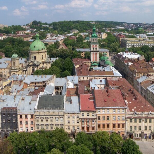 Матір загиблого воїна зобов’язали відшкодувати понад 33 тисячі гривень через приватизацію житла сином