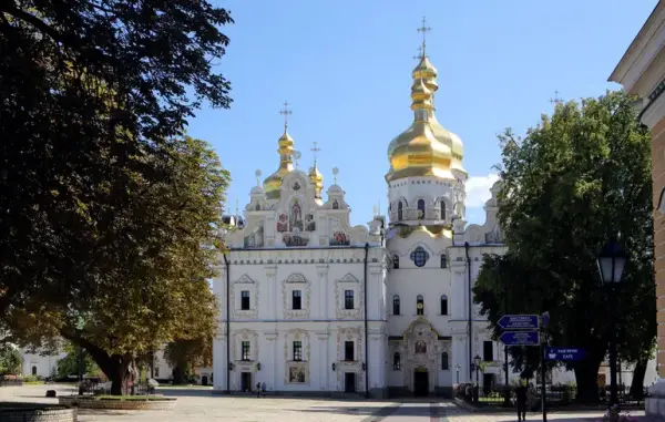 23 об’єкти претендують на статус національних святинь