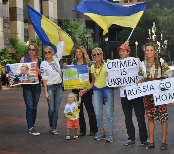 Кейптаун скуштує борщ та освоїть писанкарство