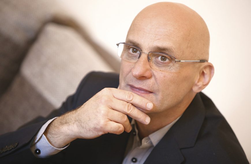 Туроператори продаватимуть тури, а не відкриватимуть візи