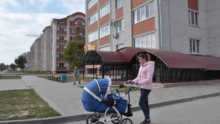 Суд заборонив зйомку в під'їзді, відмовивши у 150 тисячах компенсації 21 Суд заборонив зйомку в під'їзді, відмовивши у 150 тисячах компенсації 6