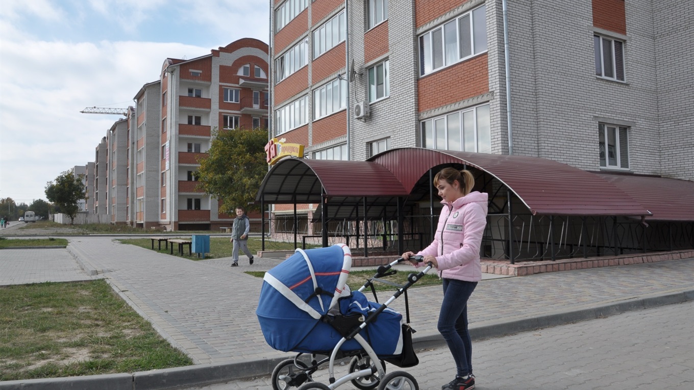 Суд заборонив зйомку в під'їзді, відмовивши у 150 тисячах компенсації 4 Суд відмовив у 150 000 грн компенсації за камери в під'їзді: коли відеоспостереження законне0