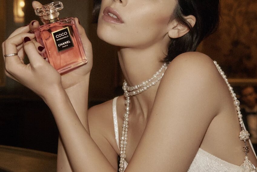 Головна 230 Ґрейсі Абрамс у новому фільмі CHANEL Coco Mademoiselle
