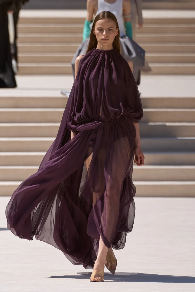 Античність знову в моді: fashion-рішення, натхнені естетикою «Одіссеї»7