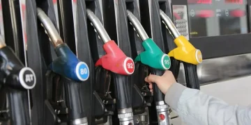 На АЗС можуть чекати неприємні сюрпризи: як водіям перевірити пальне4