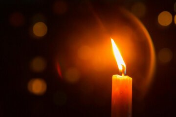 День пам'яті загиблих правоохоронців: свічки, квіти та хвилина мовчання 22 серпня2