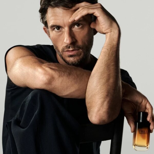 Джонатан Бейлі став обличчям нової композиції Giorgio Armani I Will