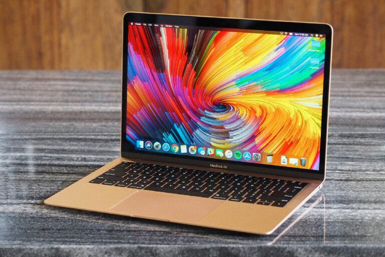 Apple з Тином Куком на чолі презентує останній гаджет його епохи 5 Apple з Тином Куком на чолі презентує останній гаджет його епохи 2