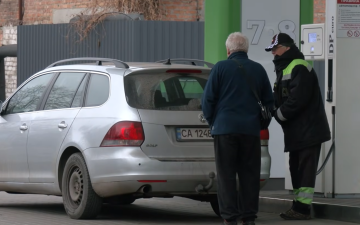 Україні загрожує дефіцит пального: коли АЗС можуть спорожніти2