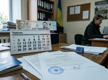 ТЦК почали розсилати повістки "заброньованим": кого можуть мобілізувати3
