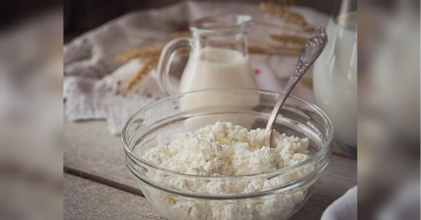Грецький йогурт чи сир: який продукт ефективніше знижує рівень цукру в крові
