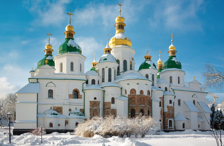 Стародавні святині України: подорож крізь віки