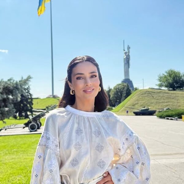 Зеленський присвоїв почесні звання Огнєвіч та ONUKA