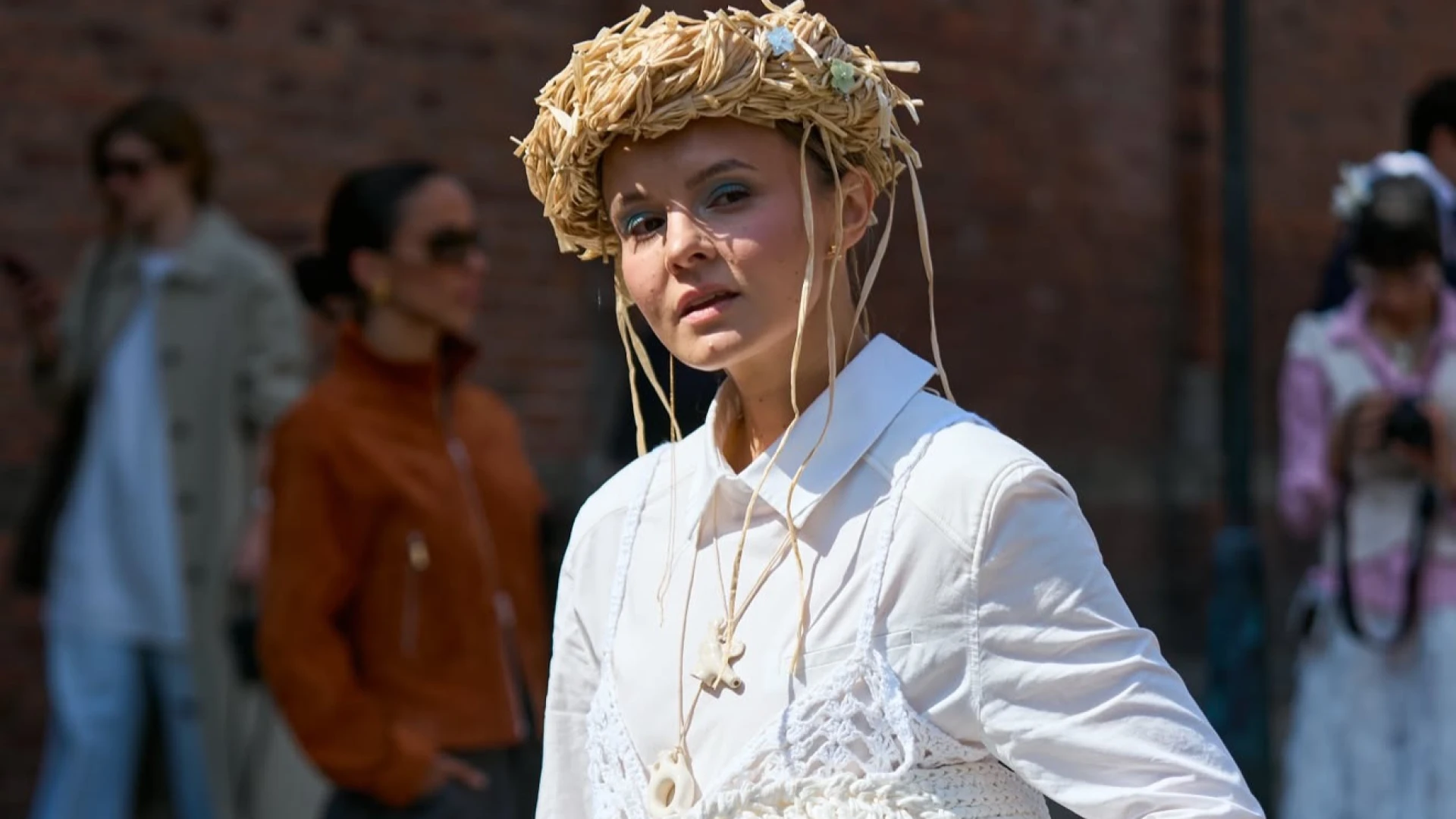 Вбрання із сенсом: що одягають українські fashion-інфлюенсерки на День Незалежності0