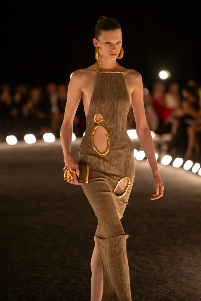 Античність знову в моді: fashion-рішення, натхнені естетикою «Одіссеї»19