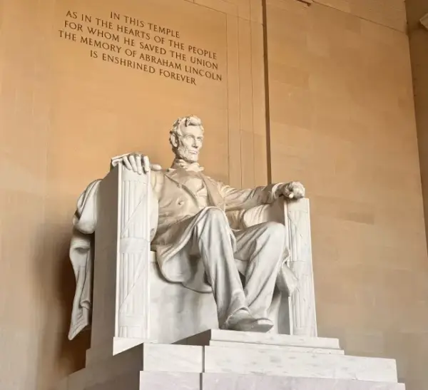 Washington DC: міф і реальність за межами політики 19
