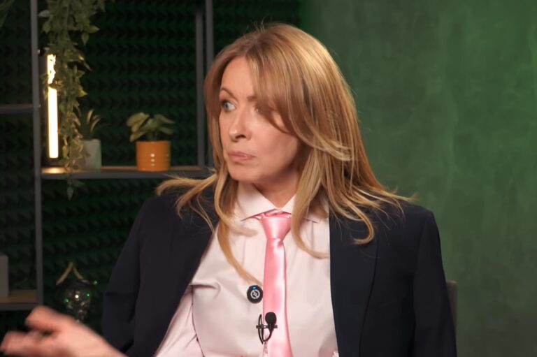 Олена Кравець приголомшила зміною іміджу: "Назад в мої роки" 6