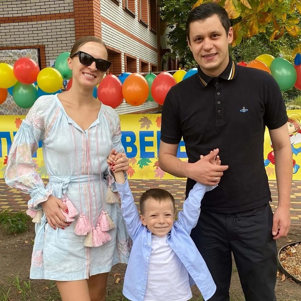 Мамахохотала та нардеп подають на розлучення 11 Зірка Мамахихотала і нардеп розлучаються4