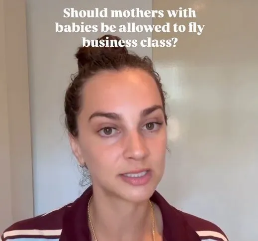 Мати з немовлям у бізнес-класі: чи етично це? 13 16032351 I was flying in business class when a passenger confronted me over my crying baby - am I in the wrong?