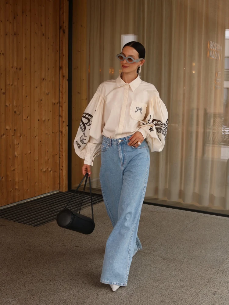 Вбрання із сенсом: що одягають українські fashion-інфлюенсерки на День Незалежності5