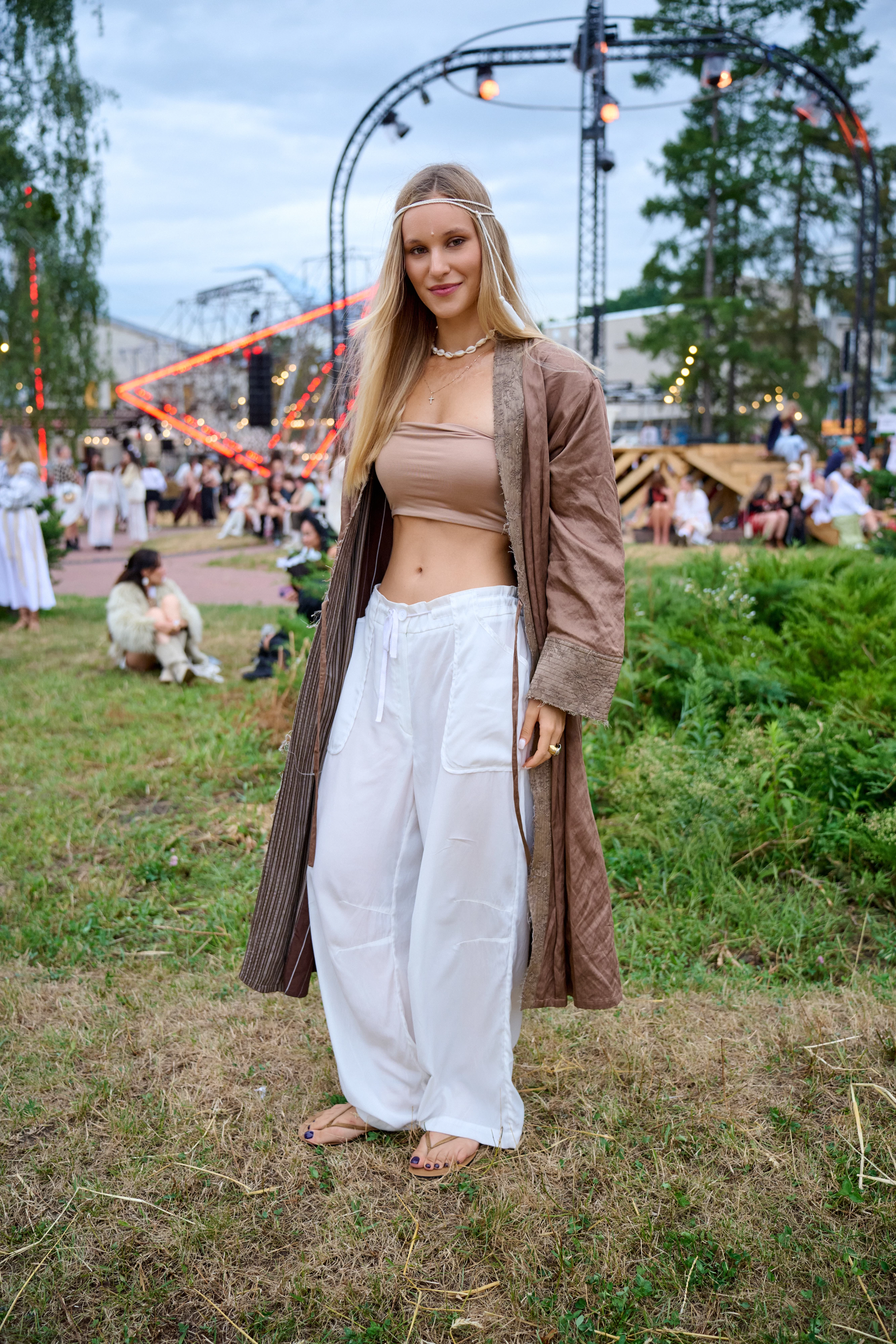 Streetstyle: найяскравіші образи гостей фестивалю "Вирій"76