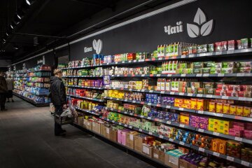 АТБ запровадив обмеження на продаж яєць та інших товарів 5 АТБ обмежив продаж яєць до 6 штук: повний список товарів, які тепер не купити оптом1