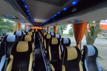 Тахографи для легких комерційних авто: 9 годин за кермом та 45 хвилин перерви – нові правила 6 Тахограф для бусів 2,5–3,5 т обов'язковий: 9 годин за кермом і перерва 45 хвилин2