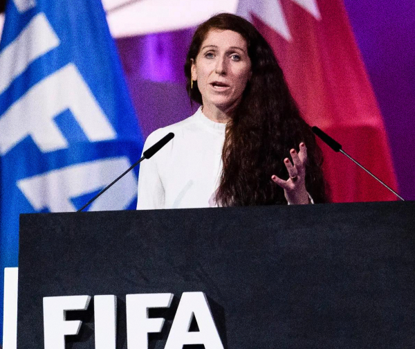 Жінки кидають виклик президенту FIFA на тлі кризи в організації
