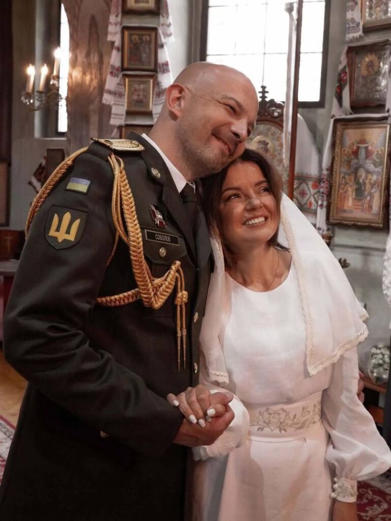 Марічка Падалко та Єгор Соболєв відзначили річницю шлюбу 18 Марічка Падалко та Єгор Соболєв відзначили річницю шлюбу 8