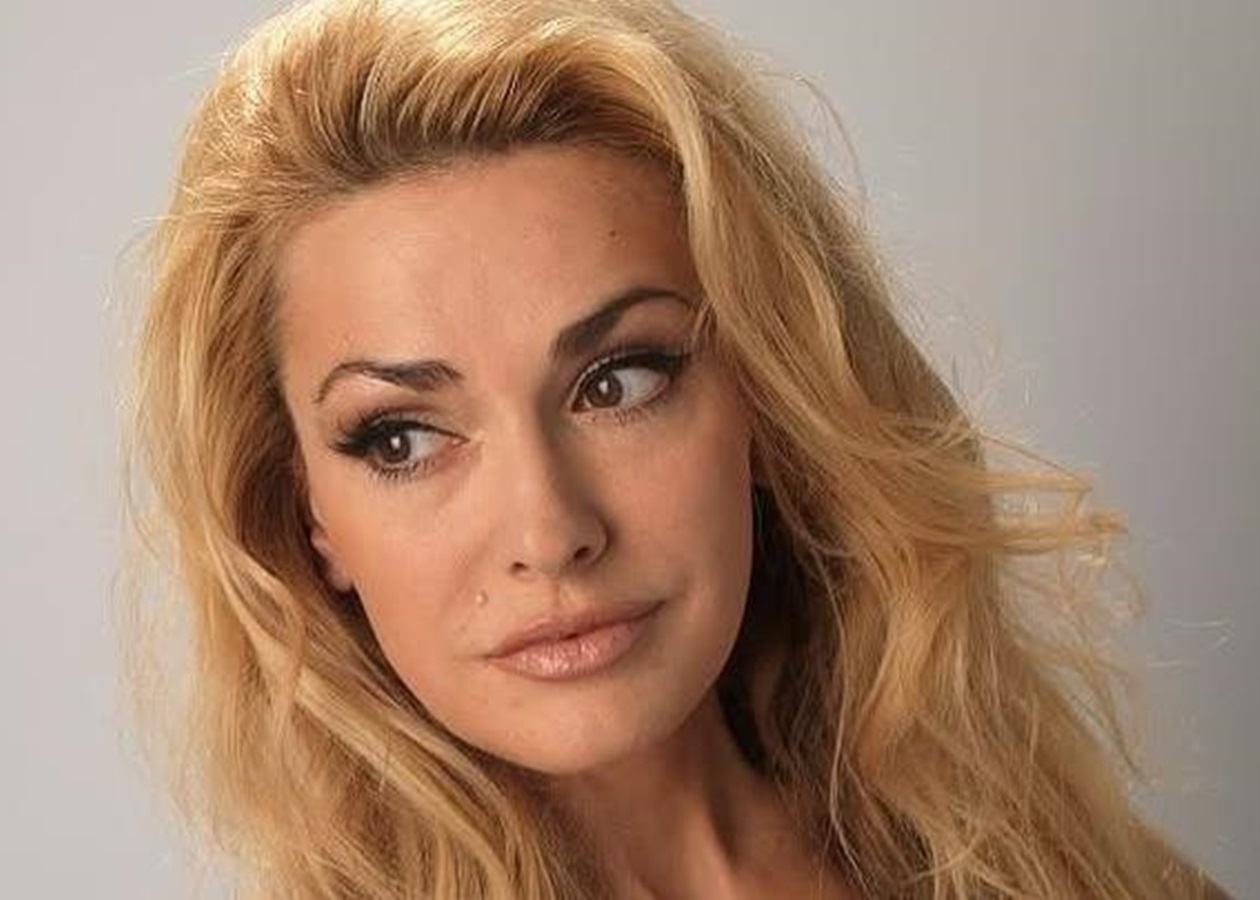 Сумська показала фігуру у відвертому вбранні 3 Ольга Сумська вразила шанувальників відвертим фото0