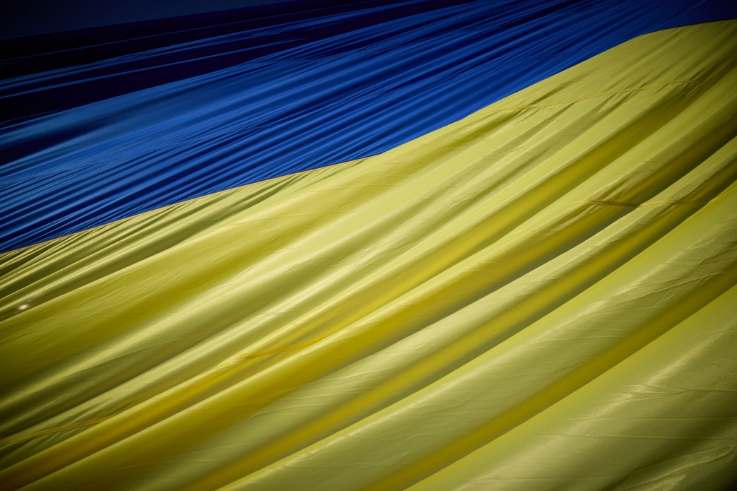 7 метрів та блакитний колір: історія прапора 1991 року, який знову рятує українців6