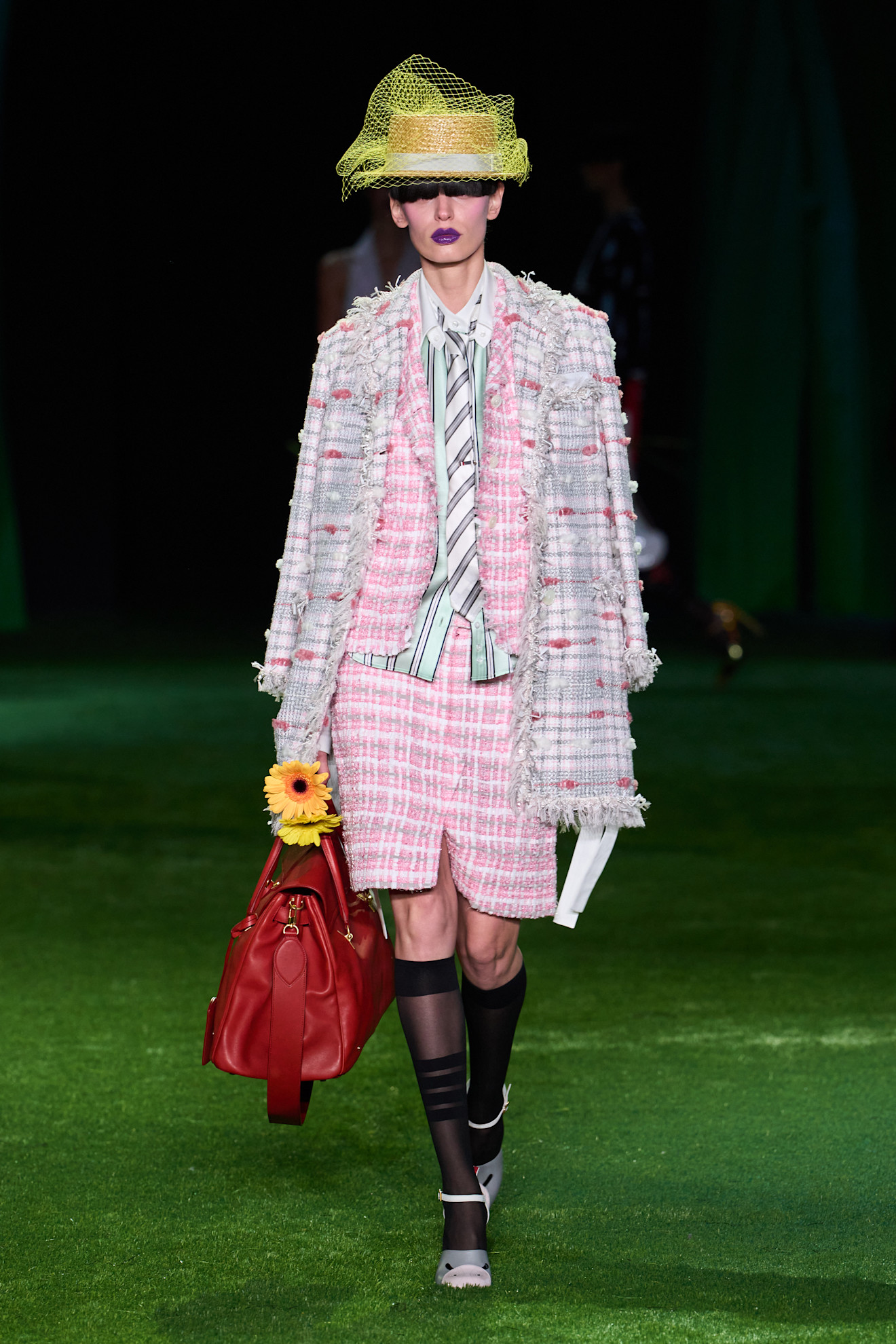 Народження метелика: роздивляємося нову колекцію Thom Browne весна-літо 202712