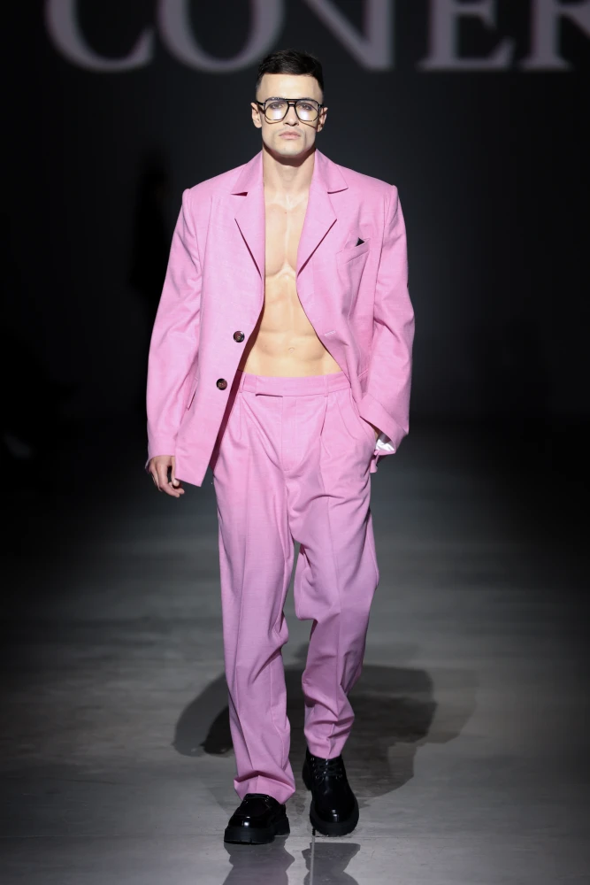 Ukrainian Fashion Week: найяскравіші події п'ятого дня 247 Найцікавіші покази та презентації п’ятого дня Ukrainian Fashion Week98