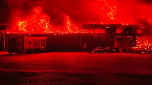 «Нова пошта» відшкодує збитки видавництвам і оптимізує логістику через локальні склади