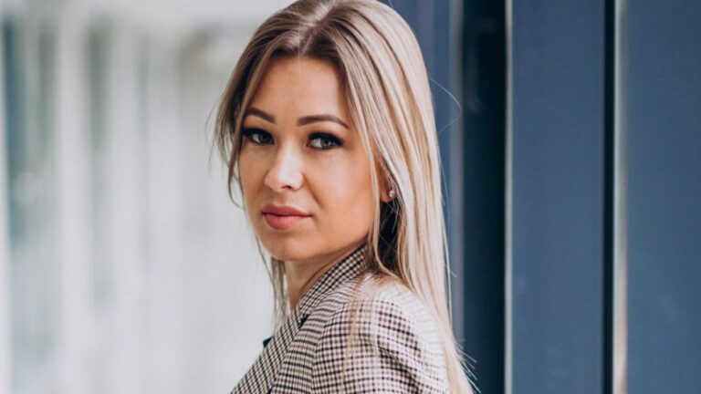 5 універсальних осінніх образів від стилістки: як легко комбінувати одяг 1 5 універсальних осінніх образів від стилістки: як легко комбінувати одяг 1