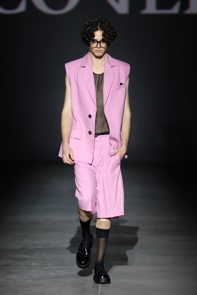 Ukrainian Fashion Week: найяскравіші події п'ятого дня 245 Найцікавіші покази та презентації п’ятого дня Ukrainian Fashion Week96