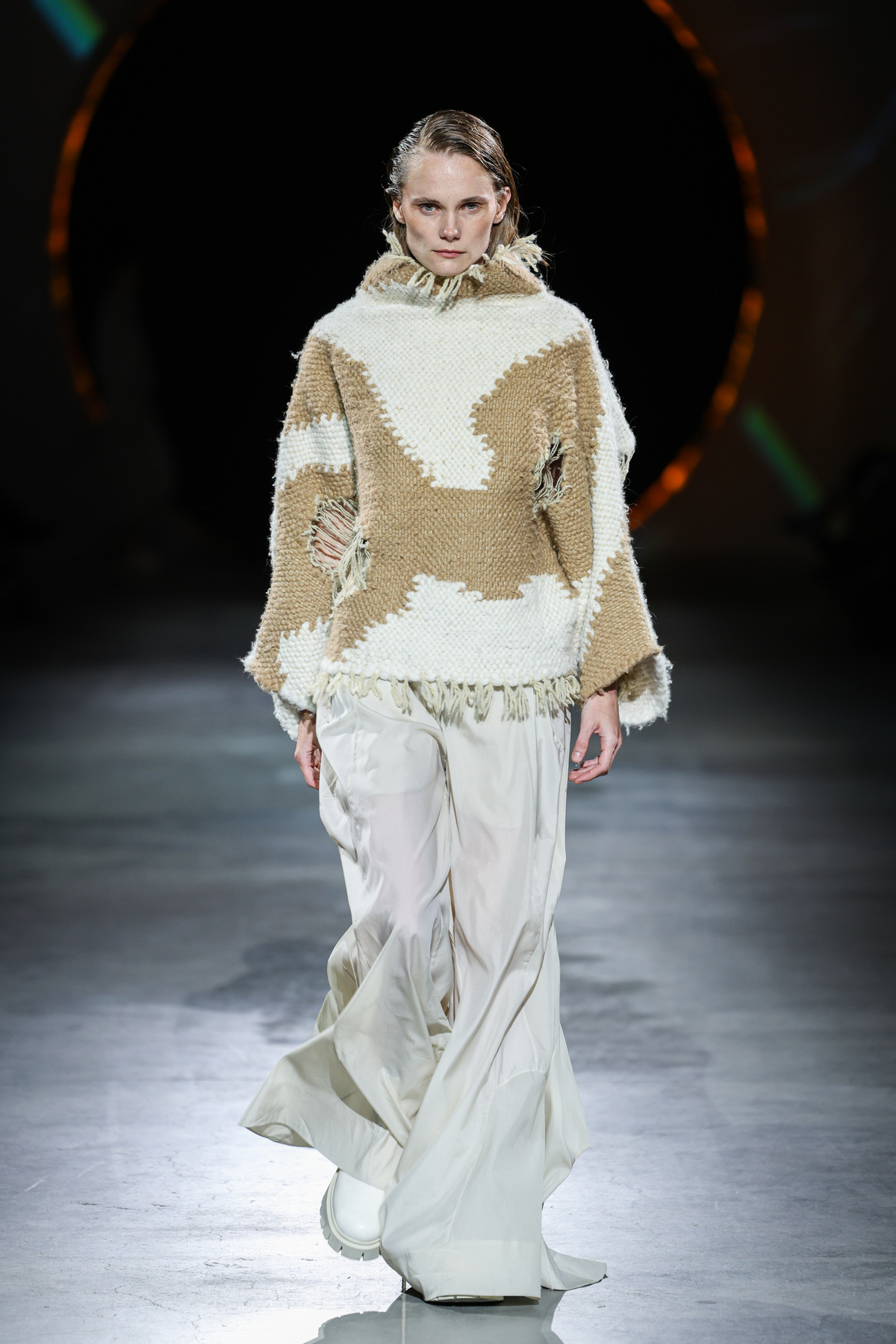 Чим запам`ятався четвертий день Ukrainian Fashion Week сезону весна-літо 202738