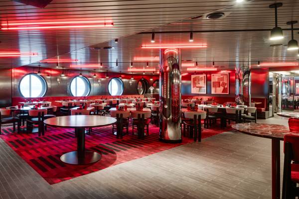Virgin Voyages: чи варта круїзна пригода свого іміджу 14