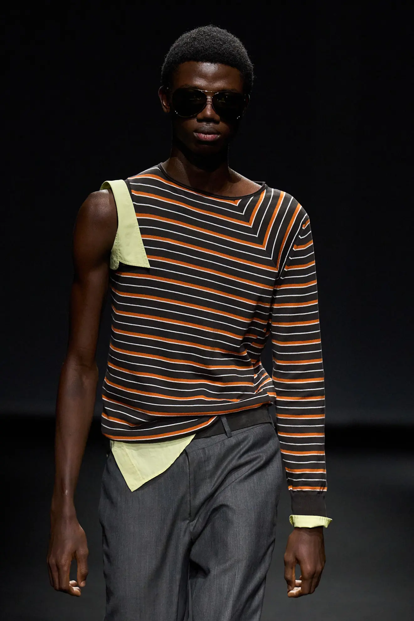 Сорочка стає сукнею, а светр — спідницею: MM6 Maison Margiela представив колекцію весна-літо 20271
