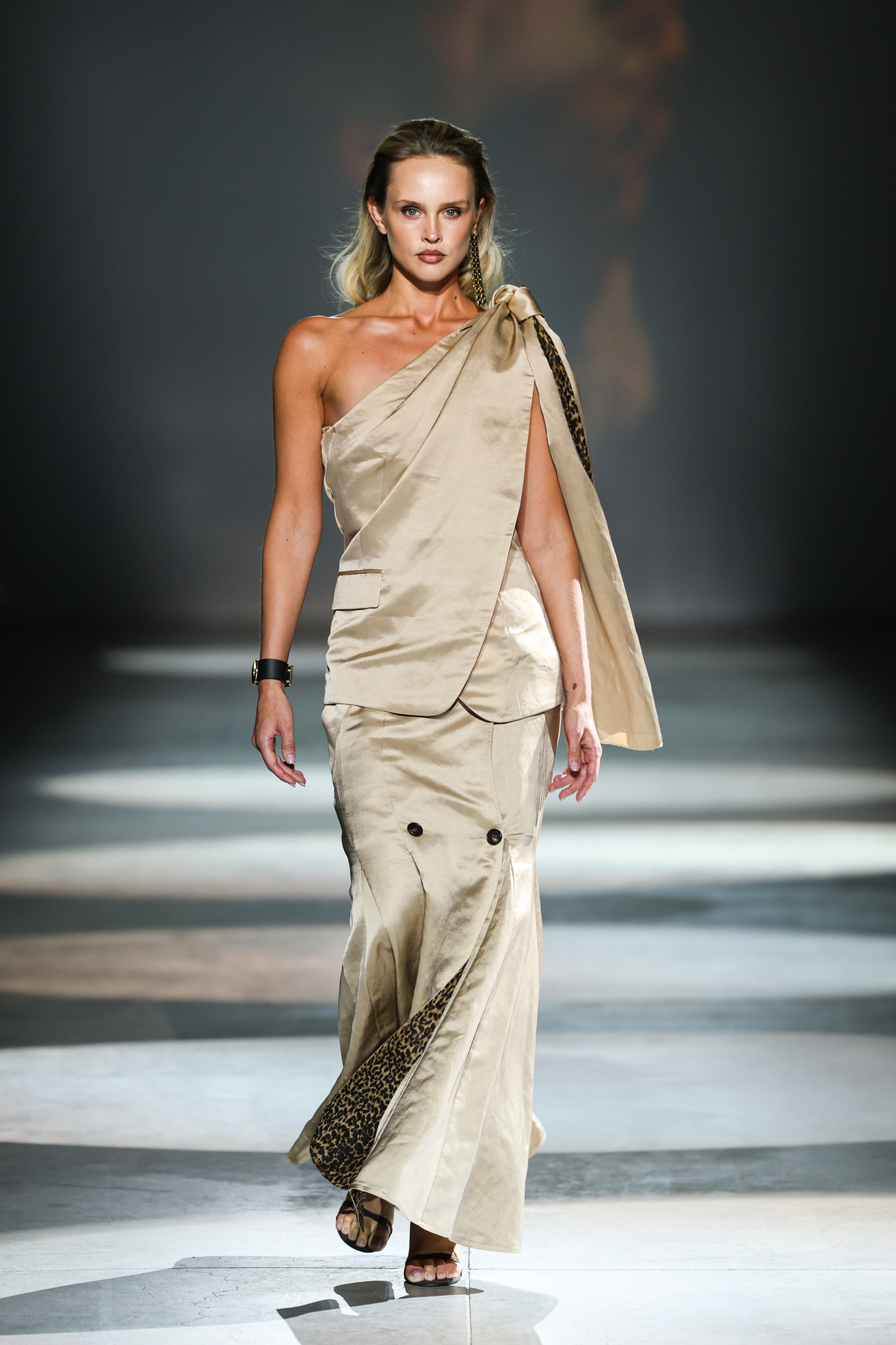 Чим запам`ятався четвертий день Ukrainian Fashion Week сезону весна-літо 202730