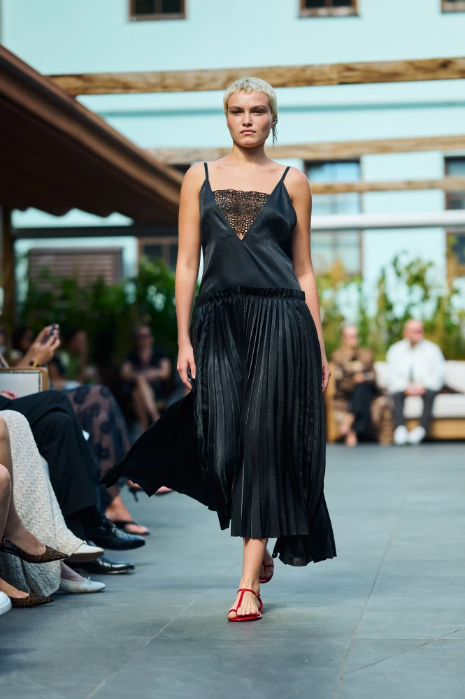 Найцікавіші покази та презентації четвертого дня Ukrainian Fashion Week9